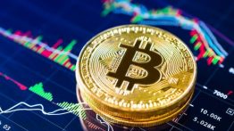قیمت بیت کوین به کمتر از۱۰,۰۰۰ دلار رسید