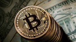 استخراج‌کنندگان بیت کوین در ماه گذشته ۳۸ میلیون دلار درآمد داشته اند!